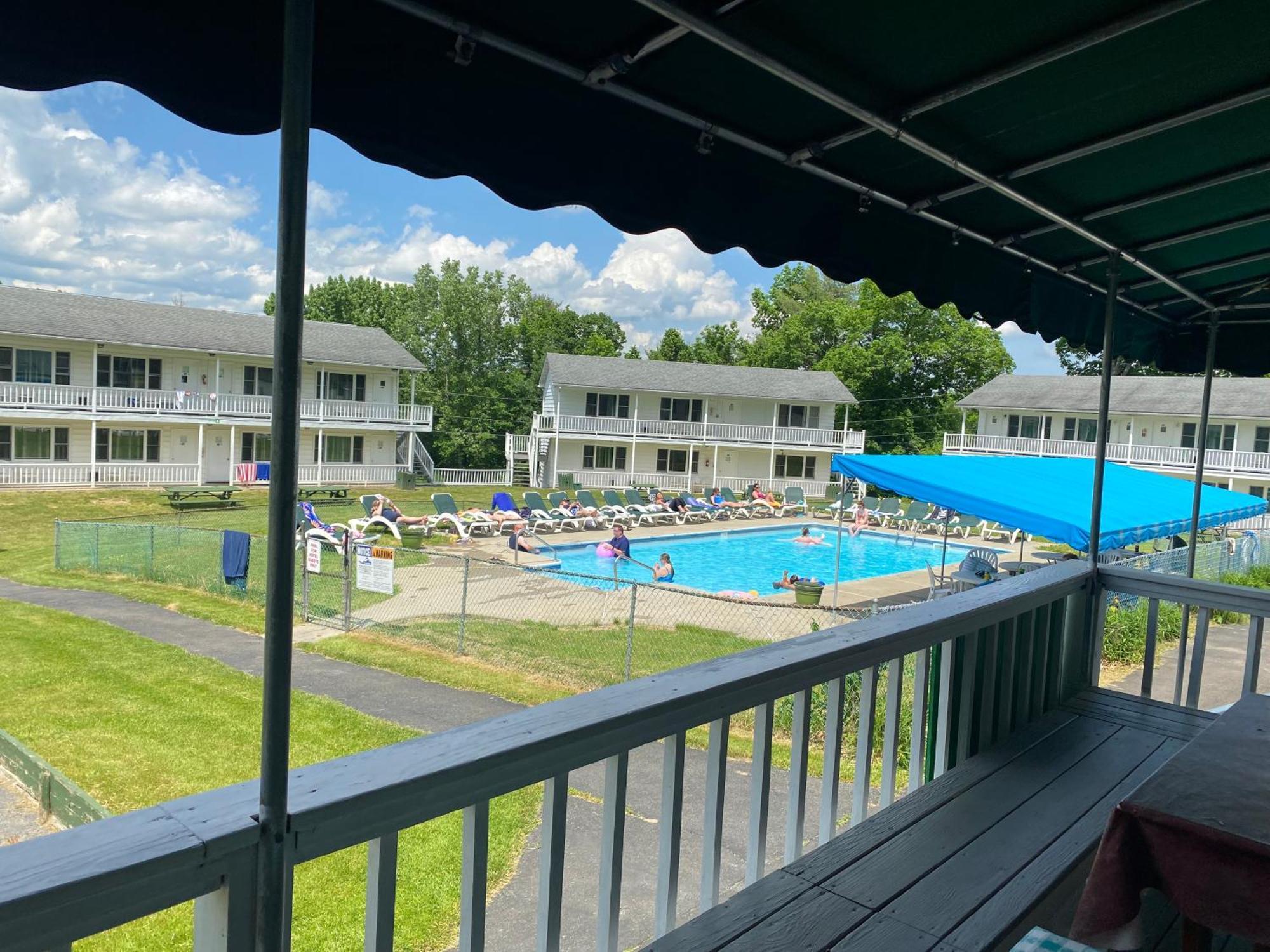 Gavin'S Iris H Country Inn Cornwallville ภายนอก รูปภาพ